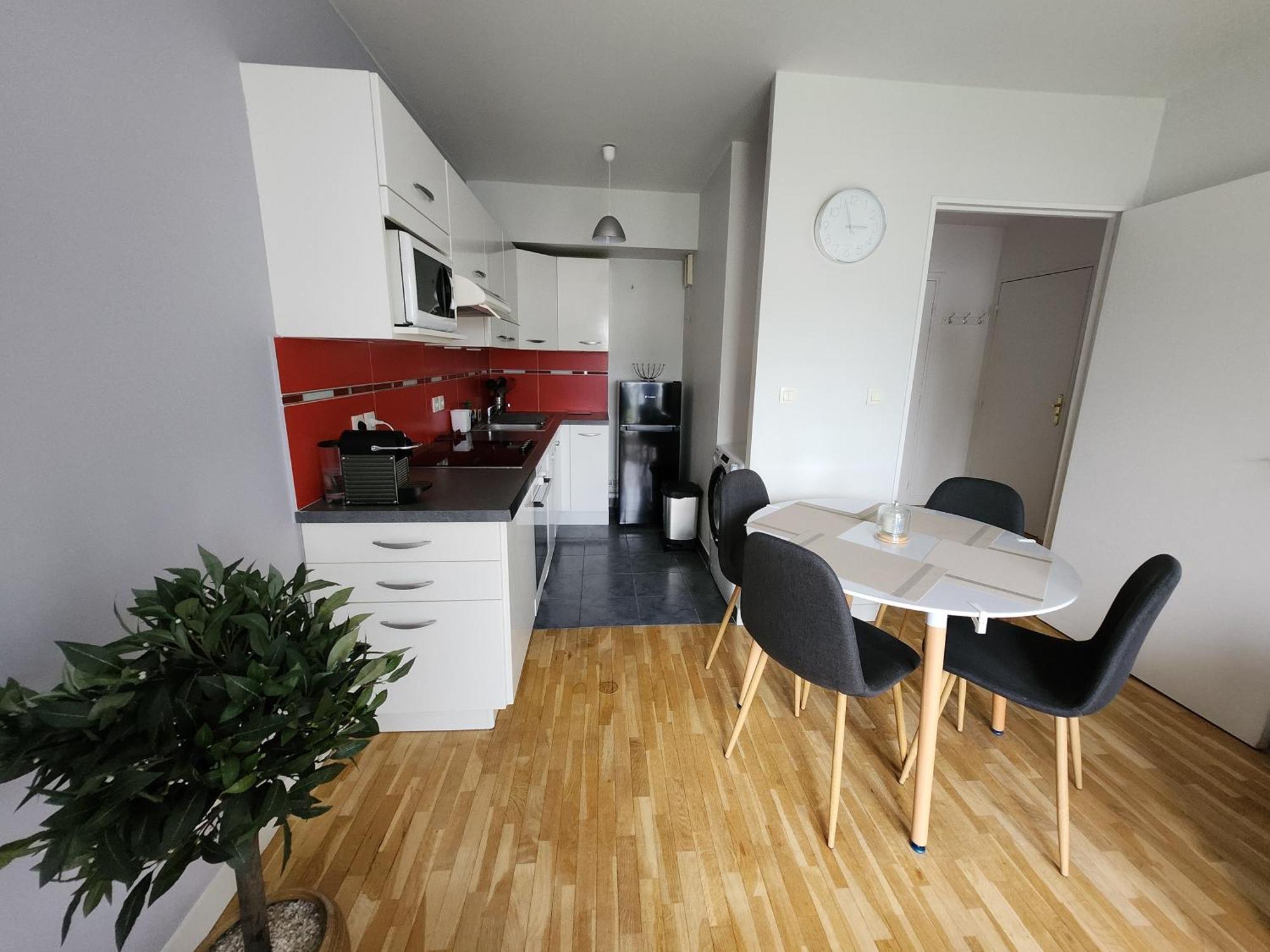 Appartement, Balcon, Parking, 5' Disneyland 몽테브랭 외부 사진