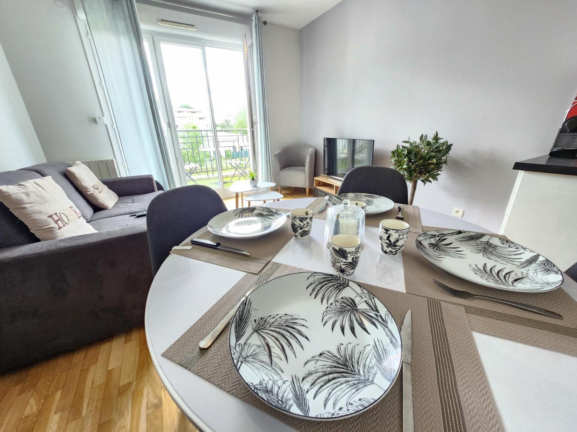Appartement, Balcon, Parking, 5' Disneyland 몽테브랭 외부 사진